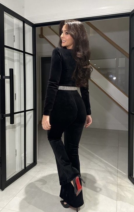 Kady McDermott jolie actrice galeries