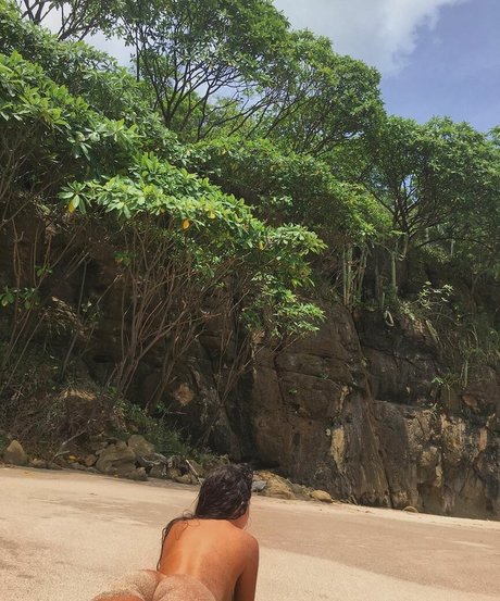 Wendy Alegra modèle pornographique img