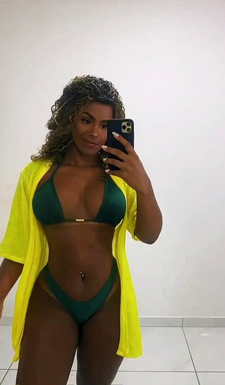 ynaraabb meilleur modèle photos