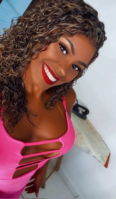 ynaraabb actrice exclusive collection