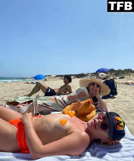 Florence Pugh actrice hd galeries