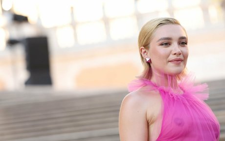 Florence Pugh modèle gratuit galerie