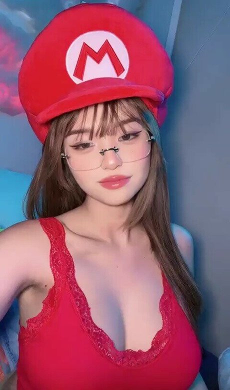 Jeila Dizon haut étoile galerie