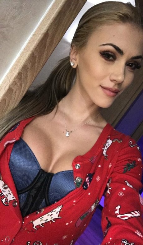 Vivianishere actrice parfaite galerie