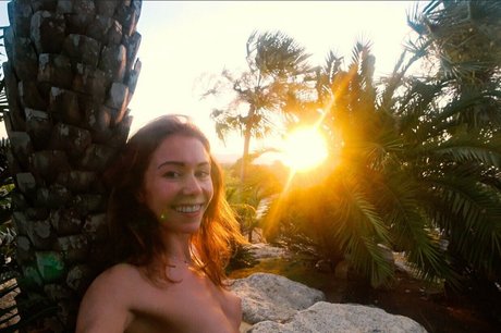 mianaughtygirl star érotique img