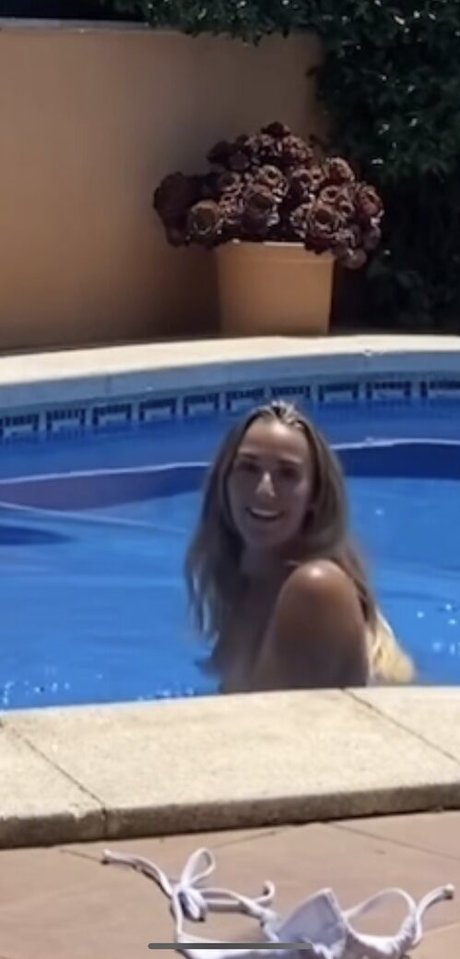 Maria Fontanals Coll modèle érotique images