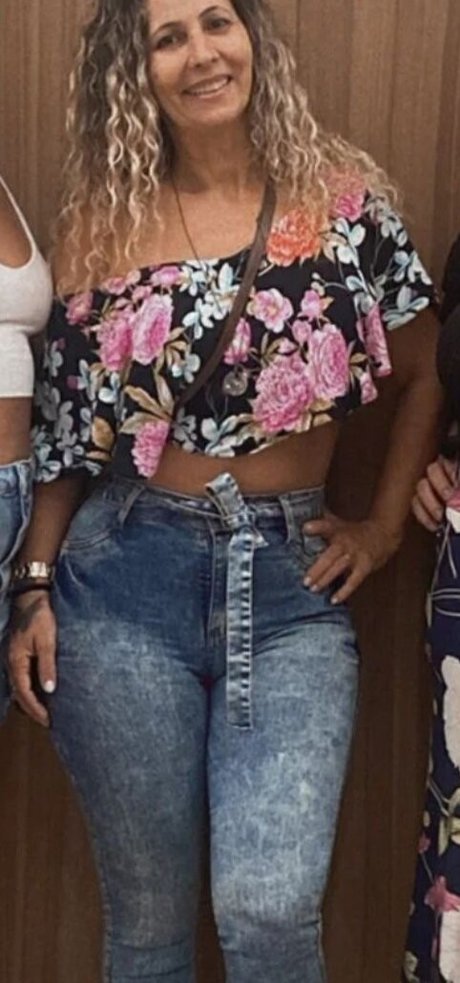 Soninha Coroa étoile nue galeries