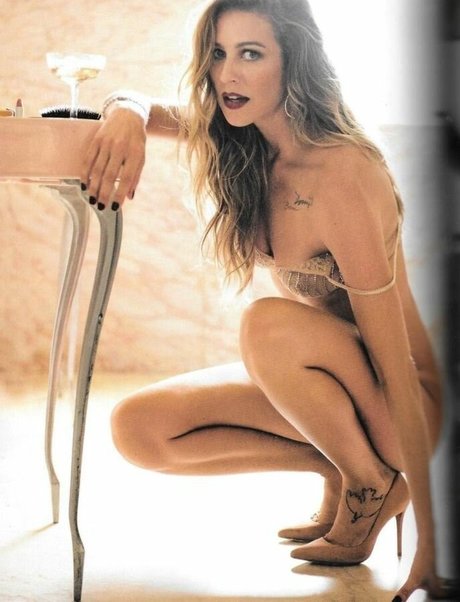 Luana Piovani star du porno en haute qualité img