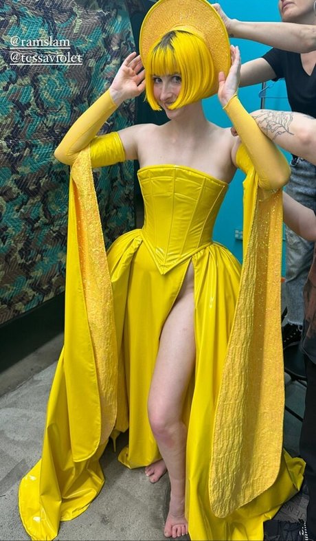 Tessa Violet star du porno chaud archive