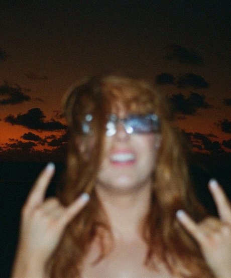 Tannar Eacott star du porno sexy photos