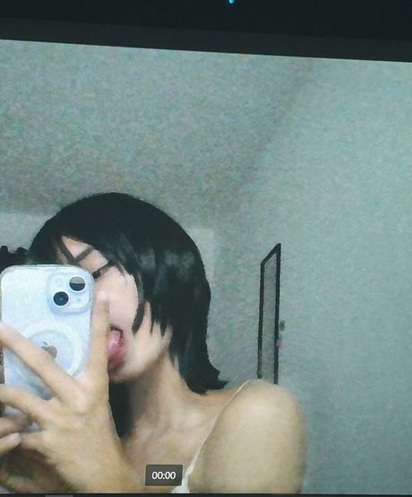 Arihienna modèle hd photos