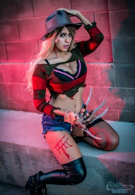 joi uniquementfans nu en haute qualité image