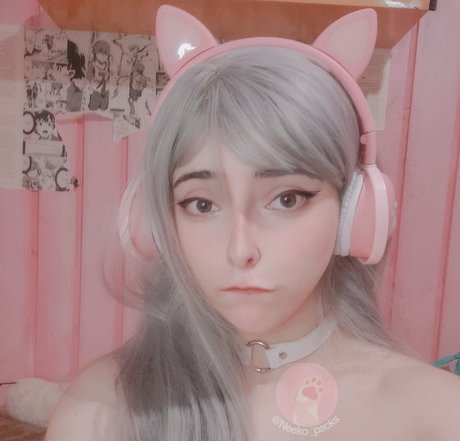 Neeko star du porno en haute qualité galerie