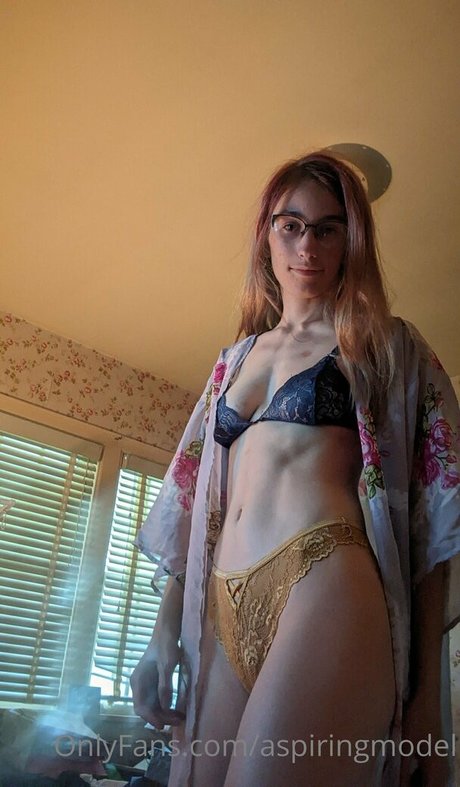 aspiringmodel belle étoile img