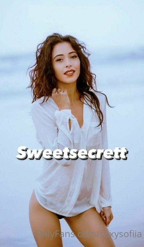 latinsofy modèle chaud image