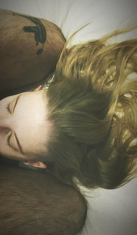 kiwi y coco actrice érotique collection