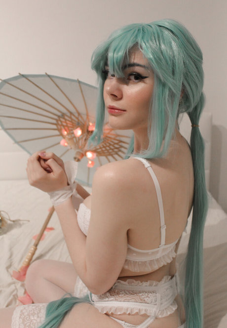 DieHanane star du porno sexy img