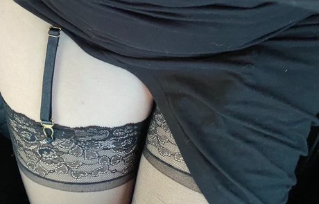 Nikki Luck modèle magnifique galerie