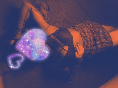 _Winky_ modèle nu photo