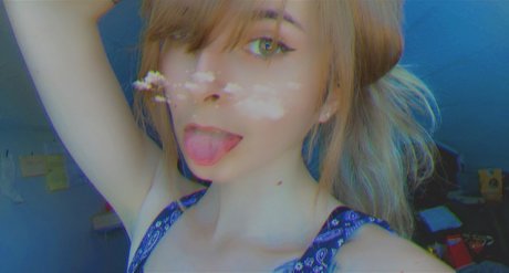 Addor jolie star du porno galerie