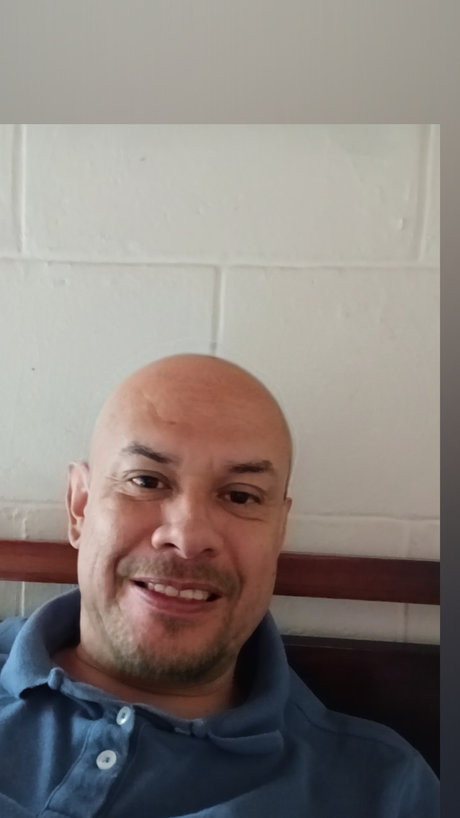 Andr s Cadavid top star photo