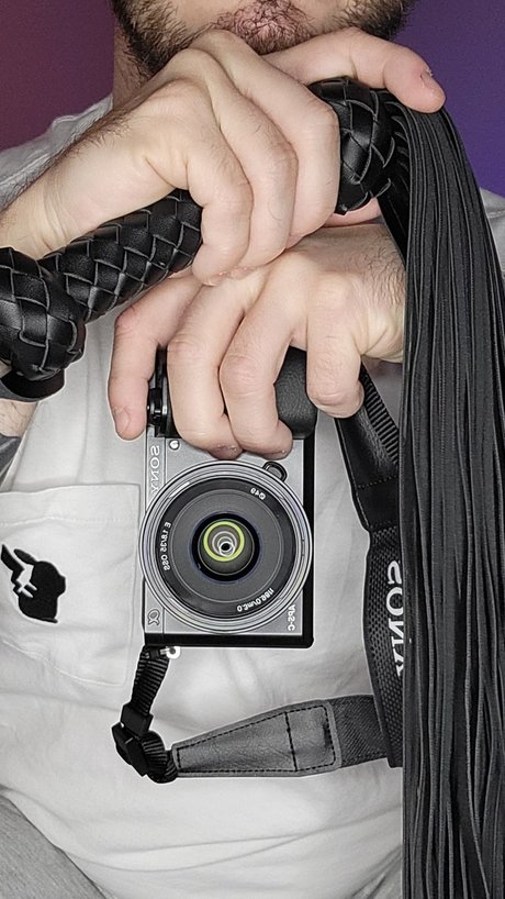 Oui Sir actrice libre image