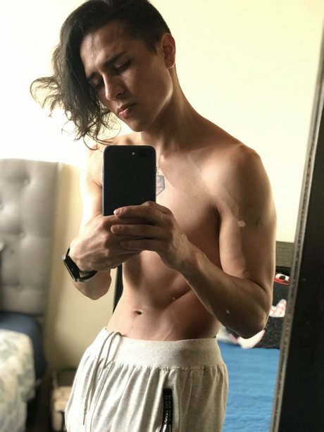 Diego Alejandro modèle artistique img