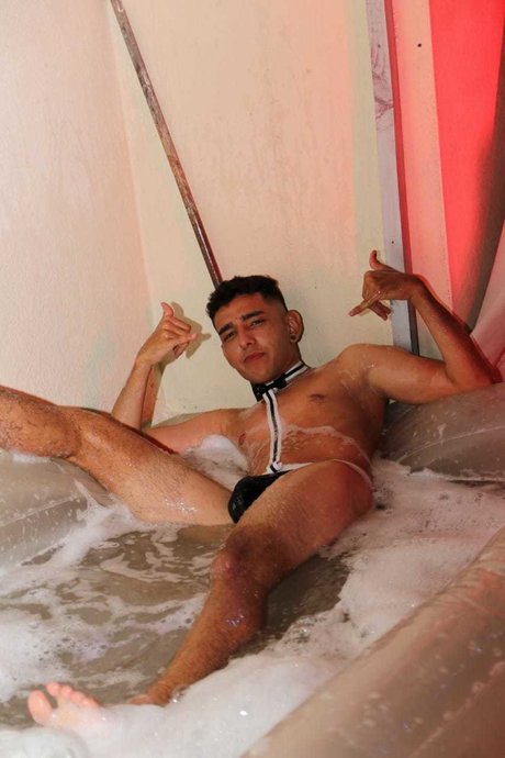 JasonS modèle adulte images