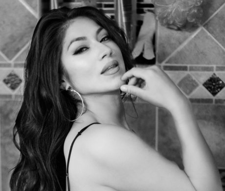 Trinity aka pressure modèle des photos