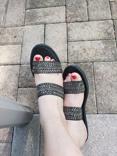 Pretty Feet Magic actrice artistique image