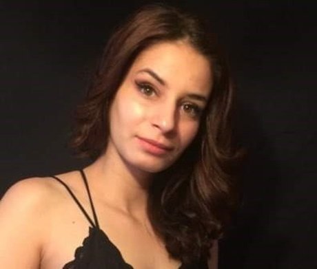 Rachele actrice pornographique galeries