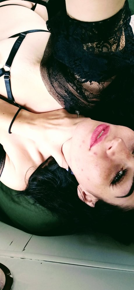 Qu N R_ modèle de sexe archive