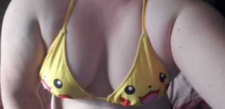 Princess Sarzy FREE star du porno de haute qualité archive