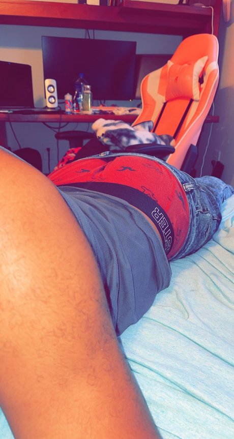 fans de grosses femmes aux gros seins uniquement haut sexy des photos