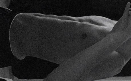 Rayan star du porno érotique des photos