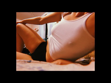 manicpixiegypsy modèle nu galerie