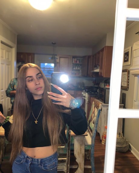 Melis Erdem actrice de sexe galerie