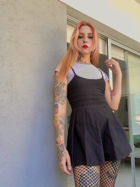 Romme nus de stars du porno images