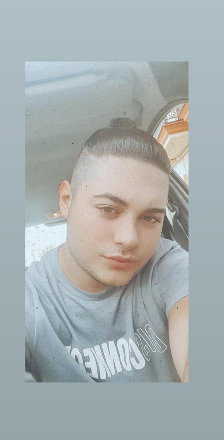 Mario V D_ nus star du porno galeries