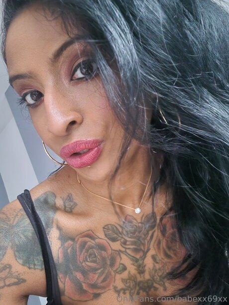 BabeXX69XX nus étoiles image