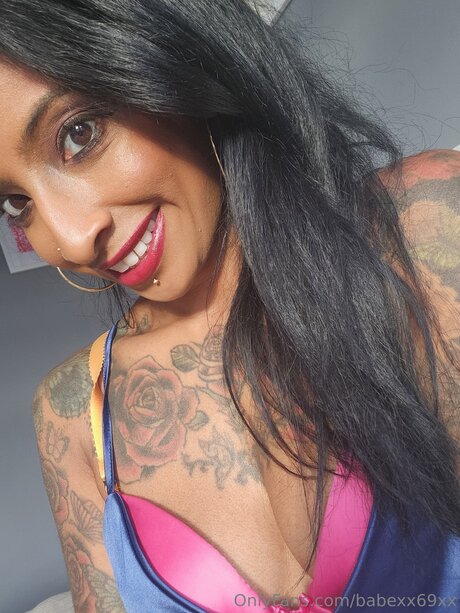 BabeXX69XX belle star du porno archive