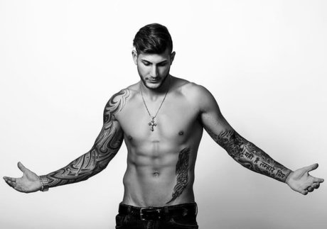 reine de pique onlyfans belle qualité img