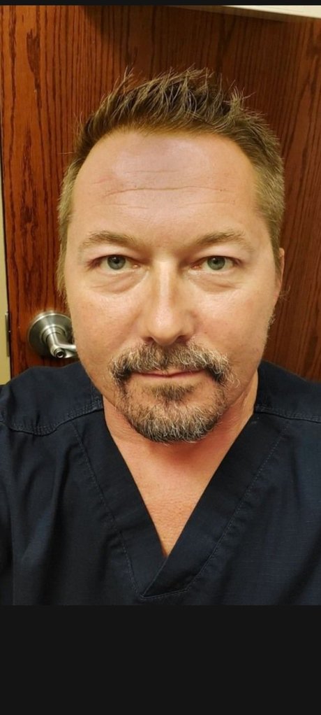 Massage Her Often modèle porno img