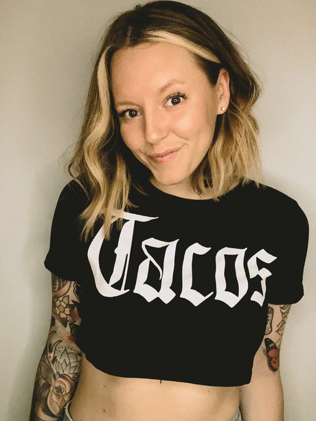 Iris Lane star du porno en haute qualité des photos