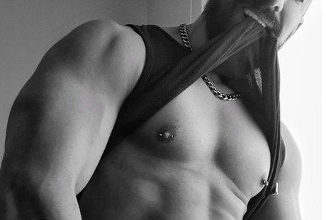 Bearded alv sexe star img