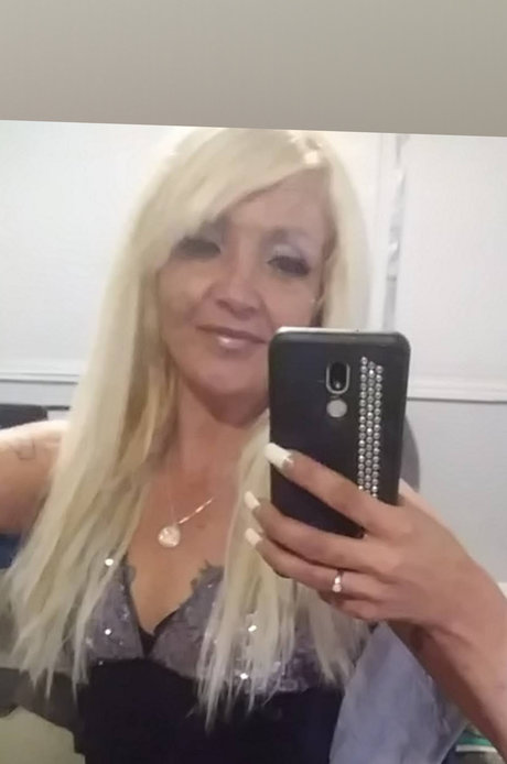 Blond Barbi modèle joli galeries