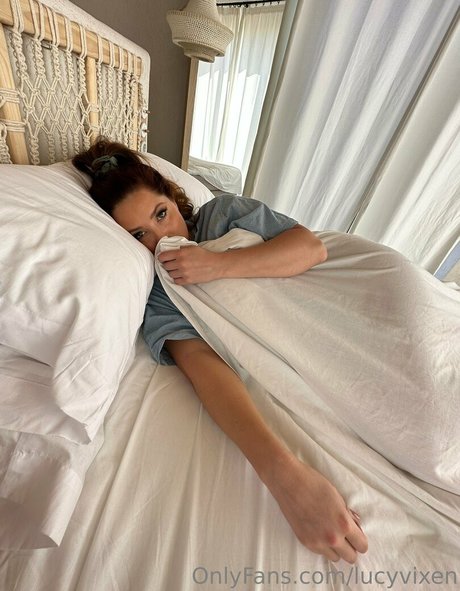 lucyvixen modèle image