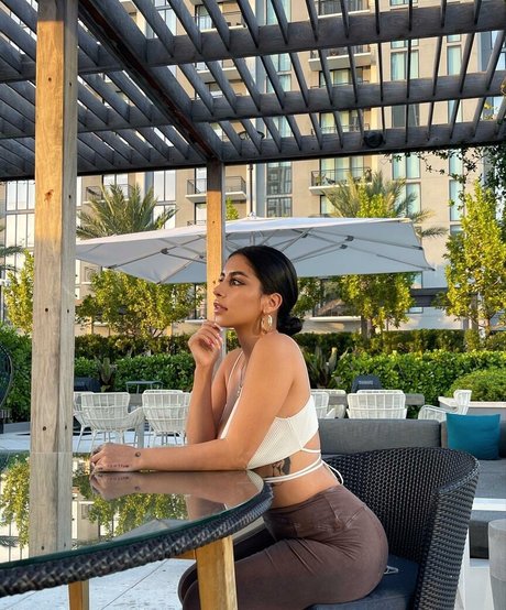 Queenneedy étoile exclusive archive