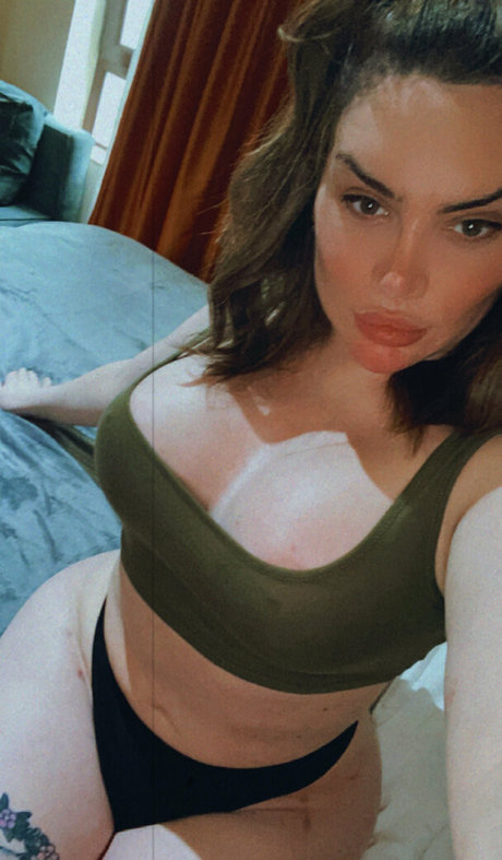 ts brooklyn actrice hd photo