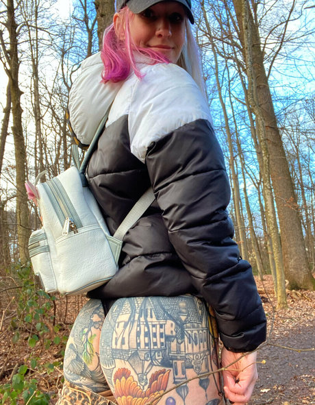 Mrs Nice star du porno nue img